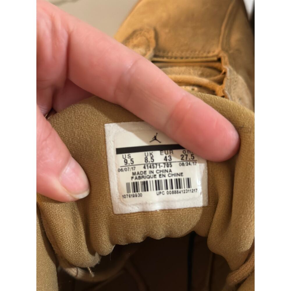 Nike Air Jordan 13 Retro “Wheat” Suede Sneakers – Size 9.5 – 2004 Release - Picture 5 of 6